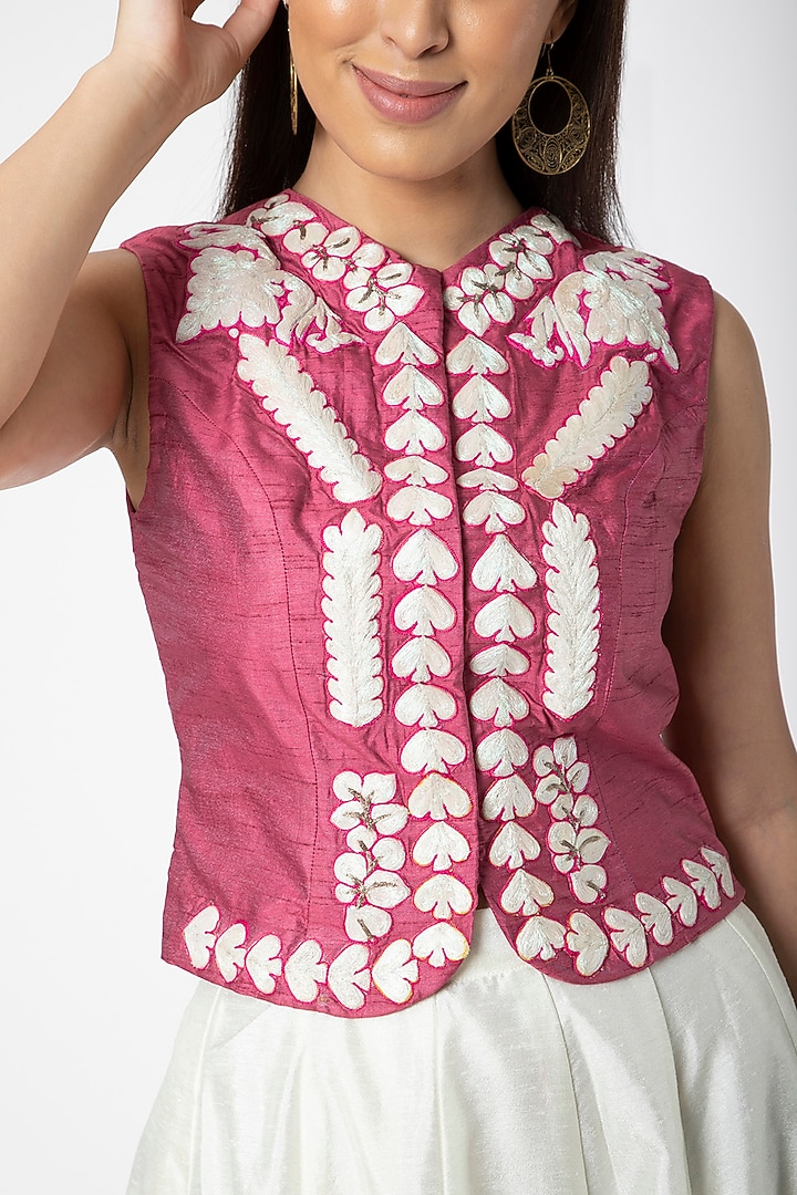 Onion Pink Embroidered Jacket With White Lehenga by Aharin India at Pernia's Pop Up Shop